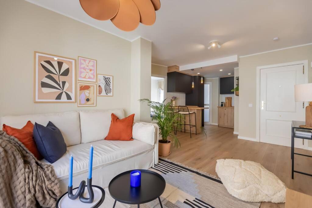 Downtown Flat With 46 Sqm Private Rooftop Terrace Малага Экстерьер фото